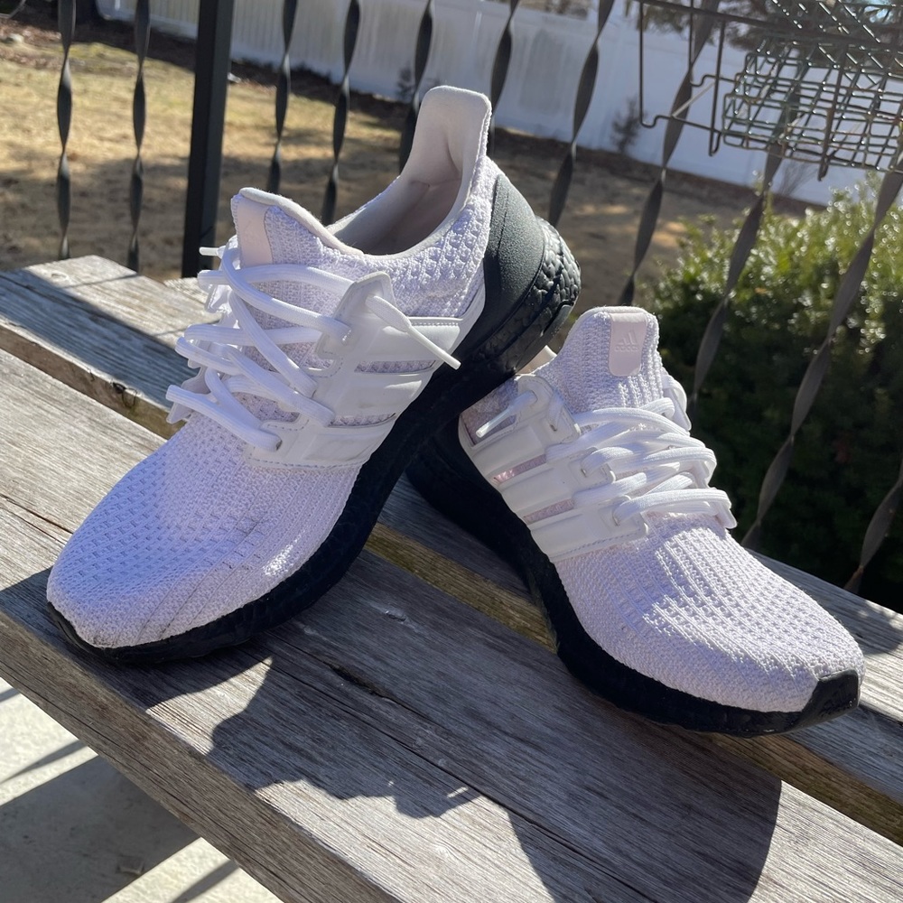 Adidas Ultraboost orchid tint men’s size 8.5